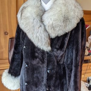 Ultra soft Blue fox beaver real fur coat size large woman measurements gorgeous